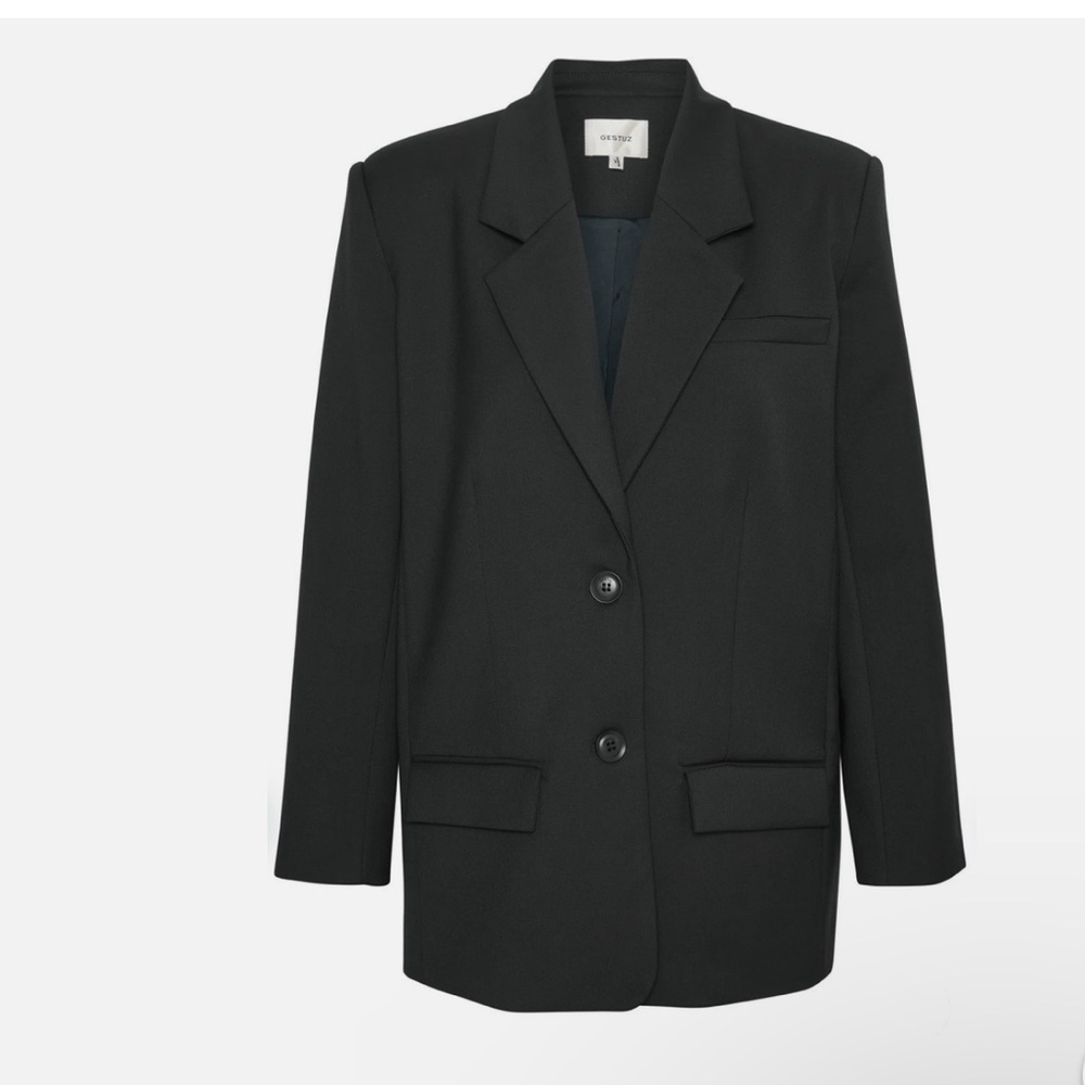 Gestuz Women’s Oversized Black Paula GZ Blazer in Medium/Large